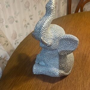 Silver sparkly elephant statue